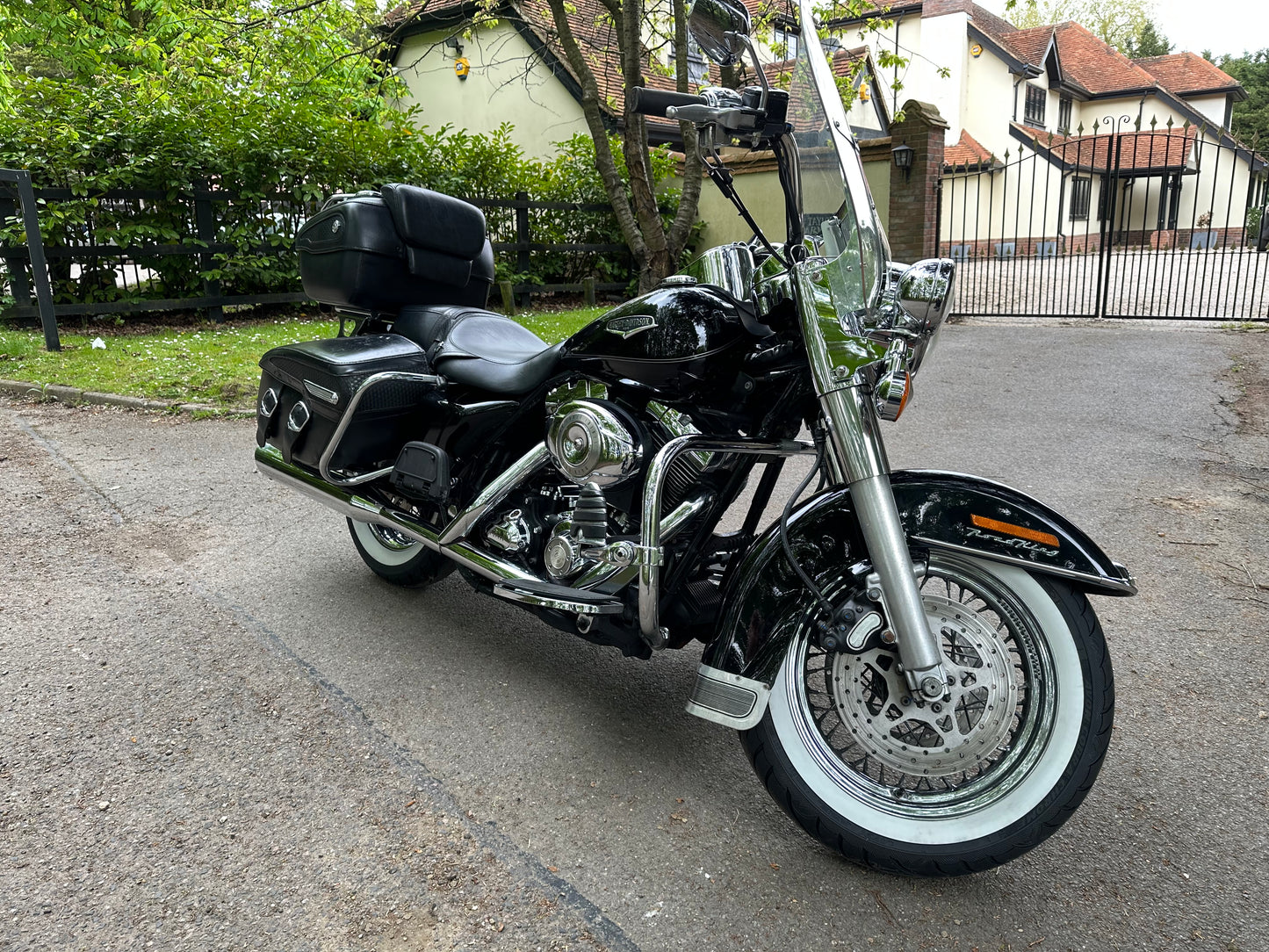 Harley-Davidson Road King Classic FLHRC 